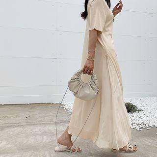 Pleat-side Long Knit Dress