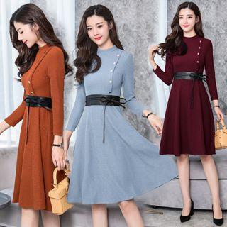 Buttoned Gather-waist Knit Dress