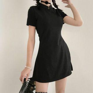Set: Short-sleeve Mini Qipao + Short