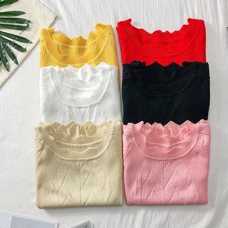 Wave-trim Light Knit Top