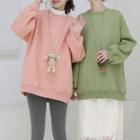 Set: Round Neck Sweatshirt + Bear Necklace