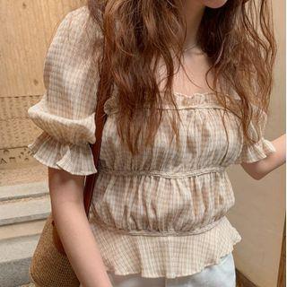 Short-sleeve V-neck Plaid Peplum Top