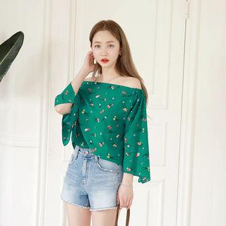 Off-shoulder Slit-sleeve Floral Top