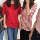 Short-sleeve Striped T-shirt / Plain T-shirt