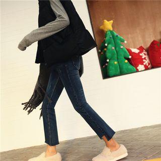 Fray-hem Washed Slim-fit Cropped Jeans