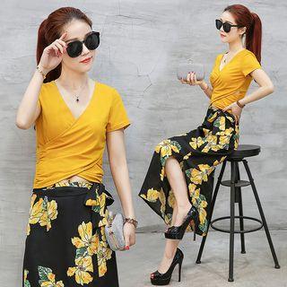 Set: Short-sleeve T-shirt + Floral Chiffon Midi Skirt