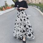 Set: Short-sleeve Printed T-shirt / Floral Printed Maxi Skirt