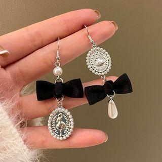 Bow Faux Pearl Embossed Asymmetrical Alloy Dangle Earring 1 Pair - Black & White - One Size