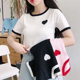 Short-sleeve Heart Print Knit Top