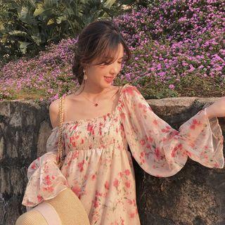 Bell-sleeve Square Neck Floral Chiffon Dress As Shown In Figure - One Size