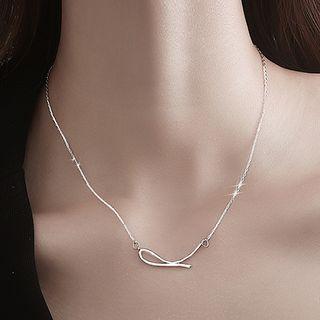 Curve Pendant Sterling Silver Necklace