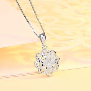 Clover Pendent / Necklace