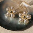 925 Sterling Silver Faux Pearl Flower Stud Earring
