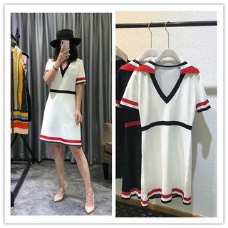 V-neck Color Block Short-sleeve A-line Dress