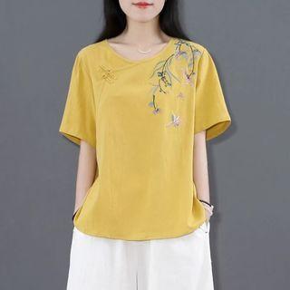 Short-sleeve Floral Embroidered Frog-buttoned Shirt