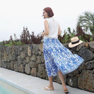 Set: Sleeveless Laced Top + Band-waist Tiered Skirt