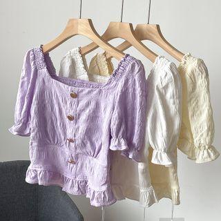 Short-sleeve Square Neck Crinkle Blouse