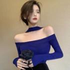 Choker-neck Off-shoulder Knit Top