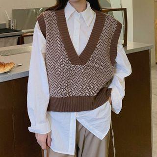 V-neck Sweater Vest Coffee - One Size