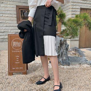 Contrast Pleat-panel Wrap Skirt