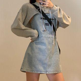 Denim Suspender Skirt / Cropped Long-sleeve Sweatshirt