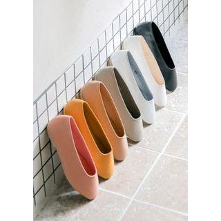 Oval-toe Colored Flats