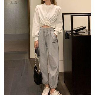 Long-sleeve Plain Cropped Top / Jogger Sweatpants