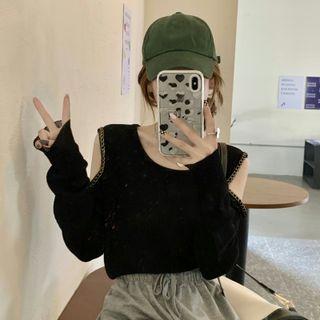 Long-sleeve Cold Shoulder Chain-accent T-shirt