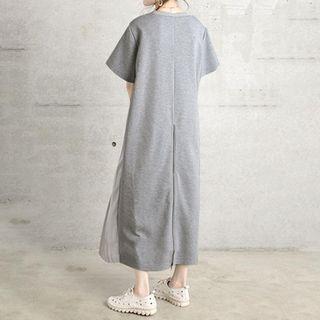 Short-sleeve Panel Maxi A-line Dress