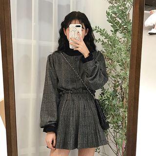 Plaid Loose-fit Jacket / Pleated Skirt