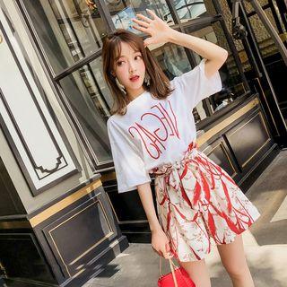 Set: T-shirt + Printed T-shirt