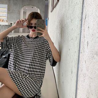 Houndstooth Loose-fit Short-sleeve Top As Figure - One Size