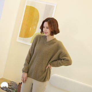 V-neck Glitter Fluffy Sweater