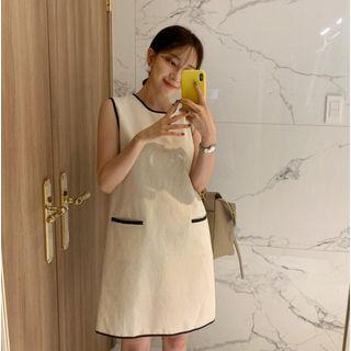 Contrast Trim Sleeveless Shift Dress Off-white - One Size