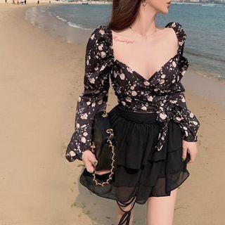 Long-sleeve Floral Top / A-line Skirt