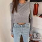 Long-sleeve Round-neck Cropped T-shirt
