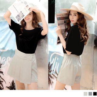 Elastic-waist Shirred Flap Mini Skort