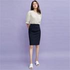 Puff-sleeve Slit-back Blouse