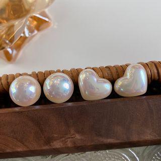 Heart / Faux Pearl Earring