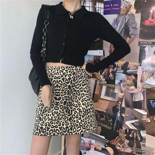 Cropped Cardigan / Leopard Print Mini A-line Skirt