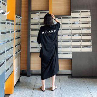 V-neck Lettering-back T-shirt Dress