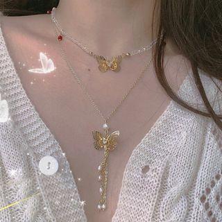 Faux Crystal Butterfly Pendant Layered Choker Necklace
