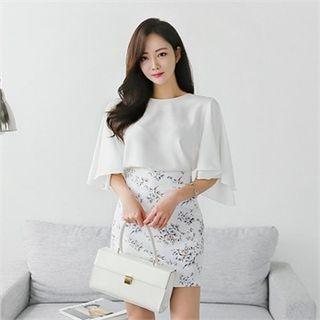 Flare-sleeve Zip-back Top