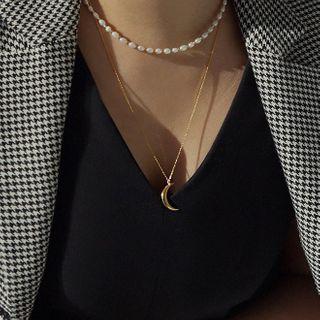 Moon Pendant Faux Pearl Sterling Silver Layered Choker 1 Pc - Moon Pendant Faux Pearl Sterling Silver Layered Choker - Gold - One Size