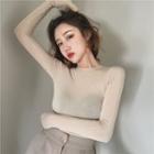 Backless Long-sleeve Knit Top
