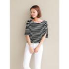 Round-neck Elbow-sleeve Strip T-shirt