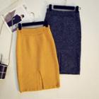Front-slit Knit Skirt