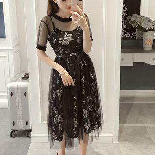 Set : Spaghetti Strap Dress + Tulle Dress With Belted