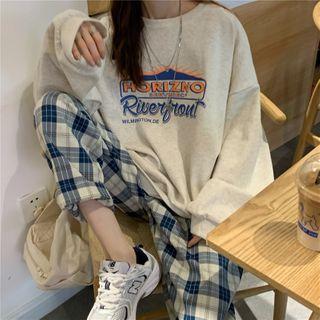 Plaid Wide-leg Pants / Printed Sweatshirt