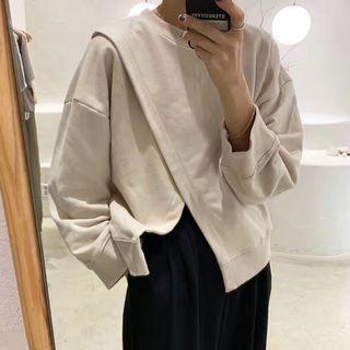 Side-slit Crew-neck Pullover